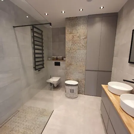 Prestige Marina View Balcony *